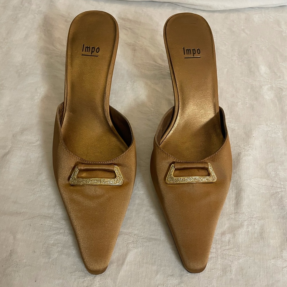 Impo slip on pumps